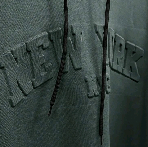 Gray New York Hoodie NWOT - Picture 3 of 5